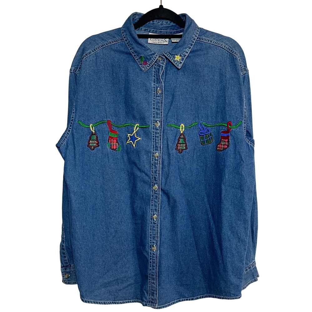 Vintage Embroidered Christmas Denim Button Up Shirt‎ Medium Long Sleeve Holiday